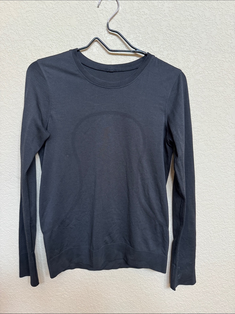 Lululemon Swiftly Relaxed Long Sleeve Top Black Size 6 Like New